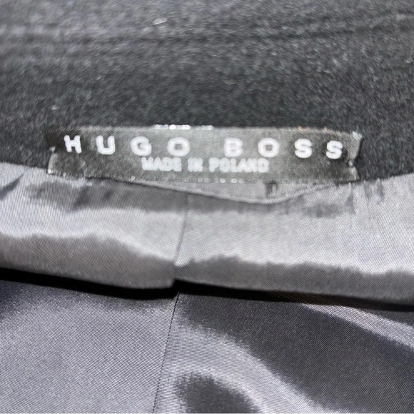 Hugo Boss Men’s De Tomaso 100% Virgin Wool Coat in Black, size 42L - Picture 2 of 16
